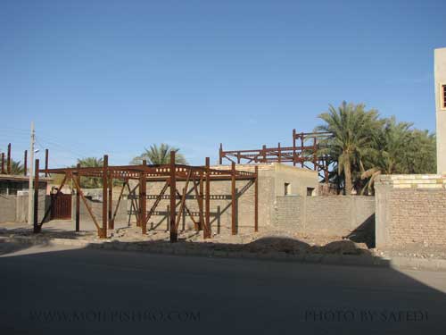 بم شهر سازهای زنگ زده 